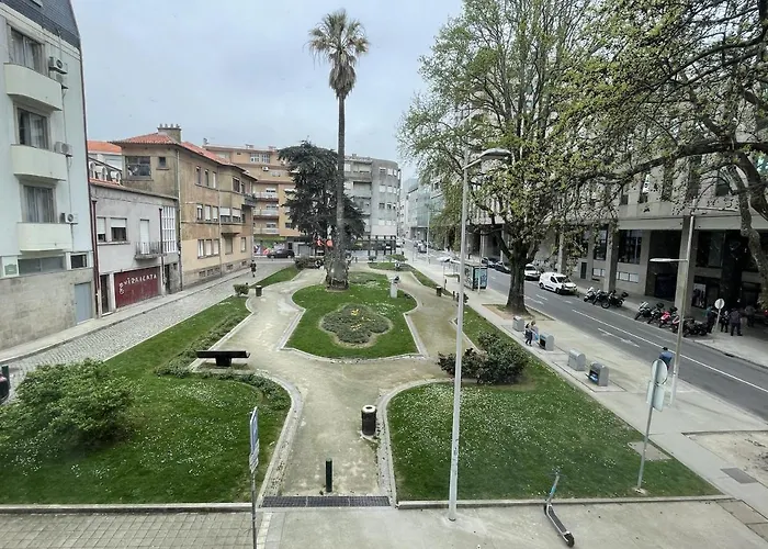 Διαμέρισμα Moreda Garden *